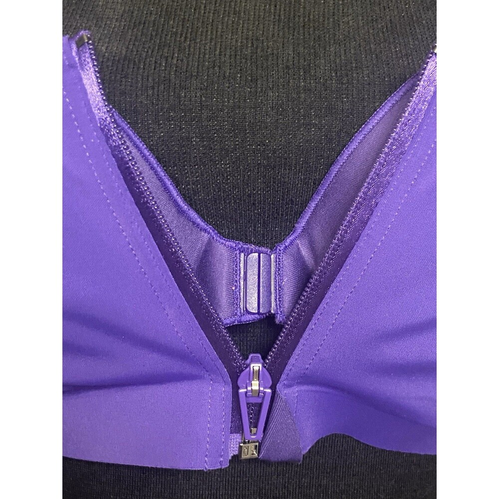 Victoria’s Secret Sweat On Point High Support Front Zip Sports Bra Purple 34D - Picture 4 of 7